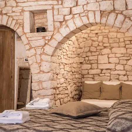 Bed & Breakfast Trullo Estrela